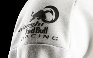 CHALLENGE SWEATER