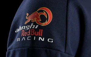 CHALLENGE SWEATER