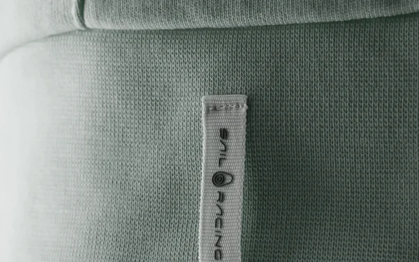 OCEAN T-NECK