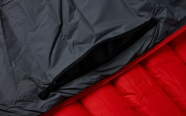 SPRAY DOWN VEST