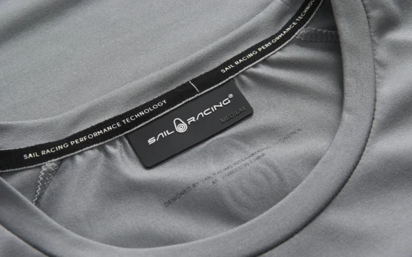 SPRAY TECHNICAL TEE