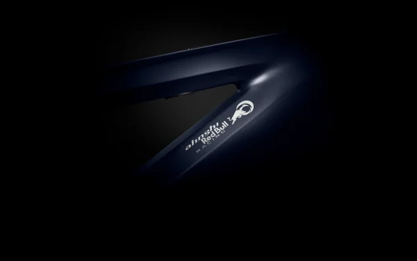ST7 Alinghi Red Bull