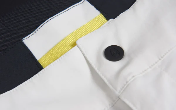 W SPRAY TECH SHORTS